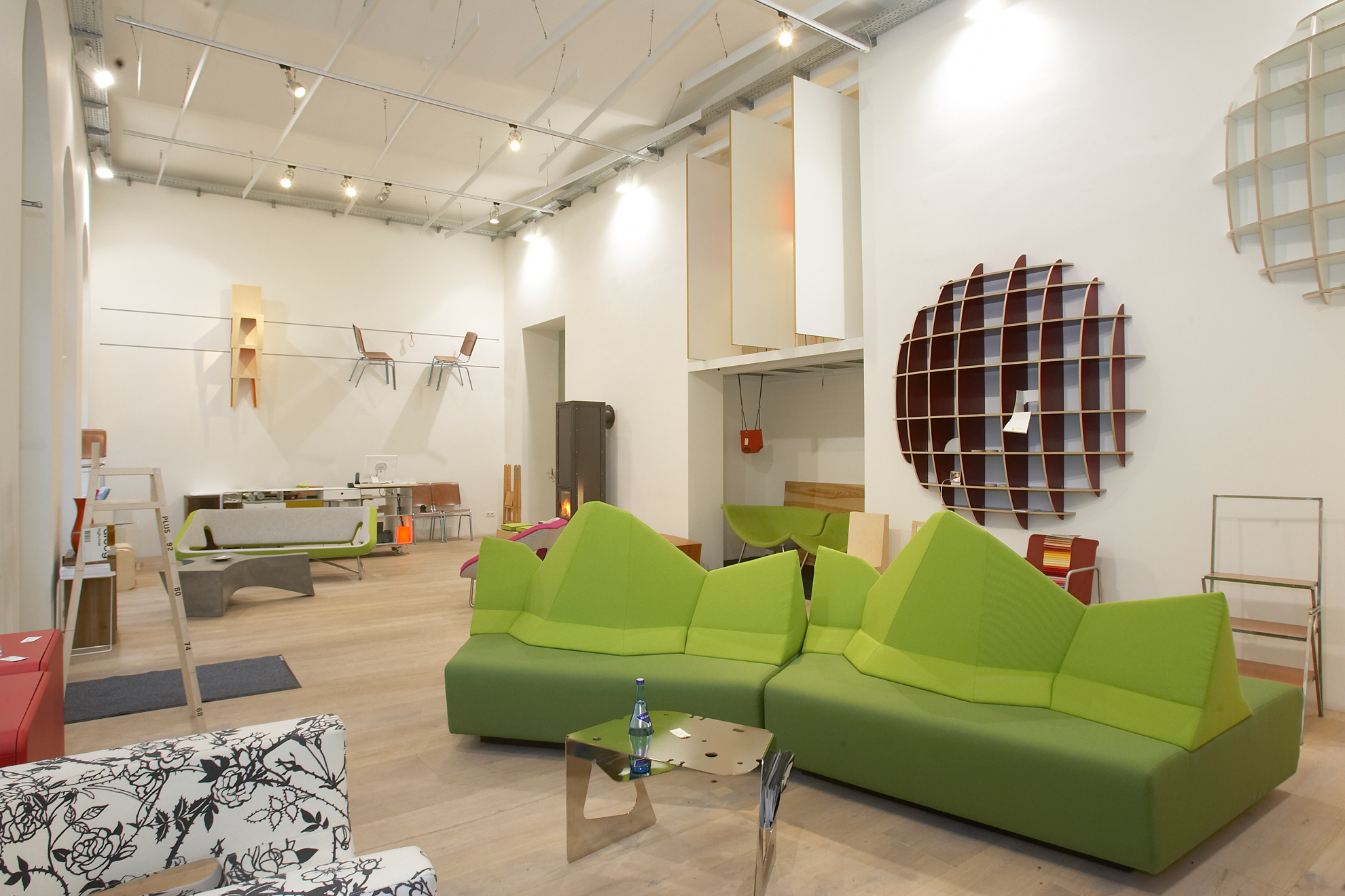 das möbel, bis 2020